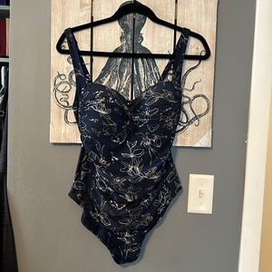 Nip Tuck Garden Line Foil Joanne Twist Front Design Tummy Control Swimsuit 10